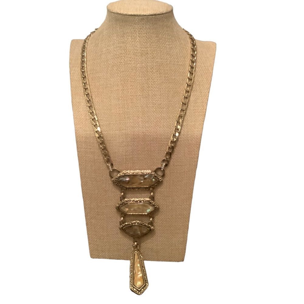 Chico’s gold chain with plates NWOT